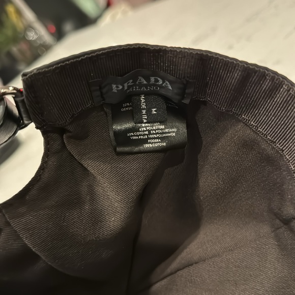 Prada Women’s Re-nylon Baseball Hat Excellent almost NEW Black M Adjustable Cap - Picture 7 of 7